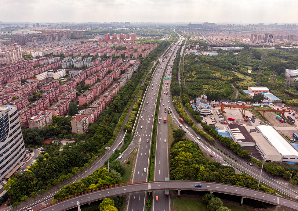 8.南京绕越高速公路.jpg