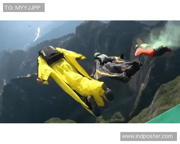 极限国度的激情赛事探秘自行车滑雪翼装飞行的极限挑战 极限国度的激情赛事探秘自行车滑雪翼装飞行的极限挑战